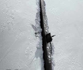 Affiche du film Hunter Killer