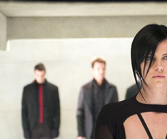 Scène du film Aeon Flux