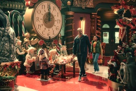 Une scène du film Candy Cane Lane Une scène du film Candy Cane Lane