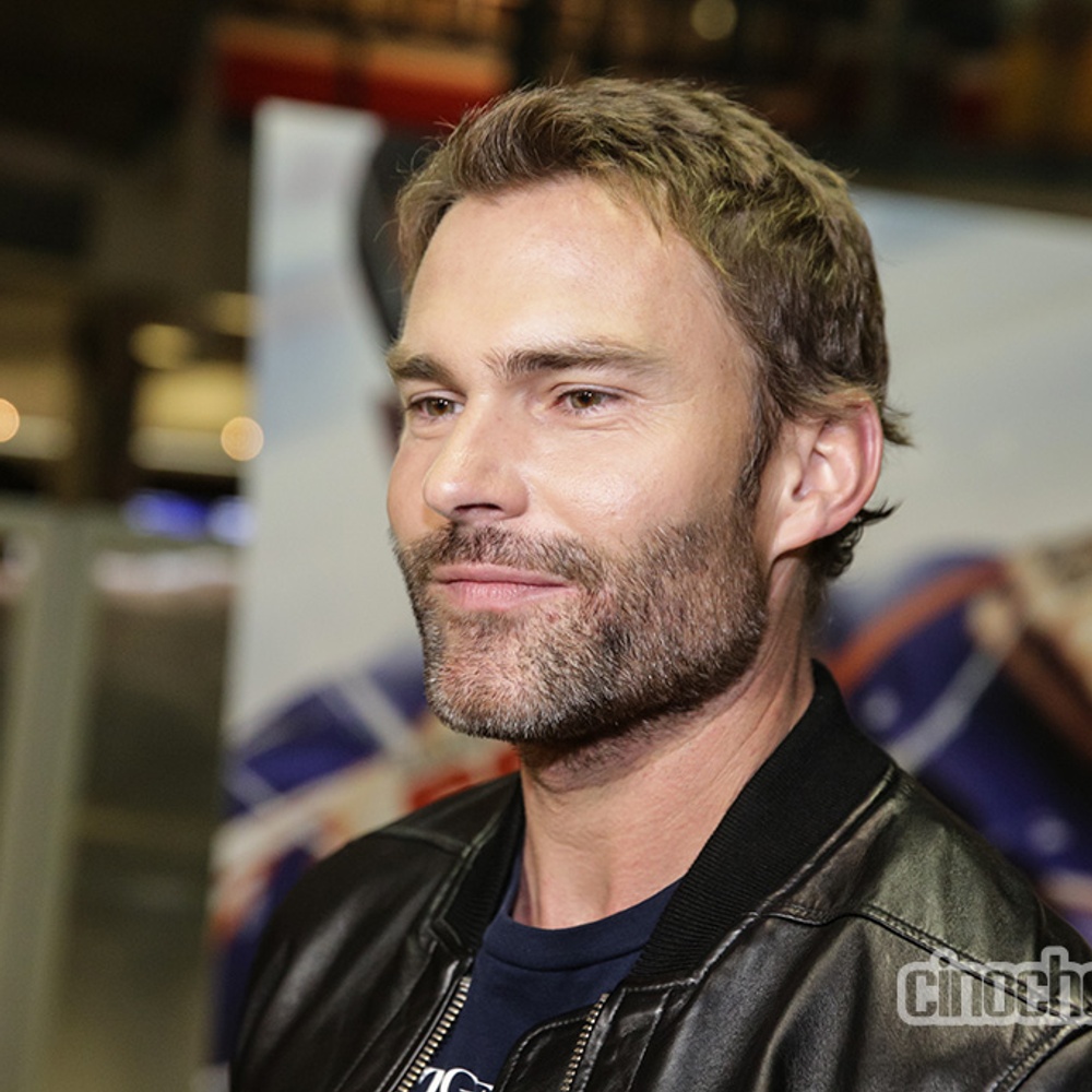 Sur le tapis rouge du film Goon: Last of the Enforcers