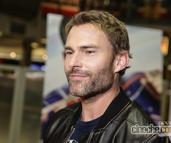 Sur le tapis rouge du film Goon: Last of the Enforcers