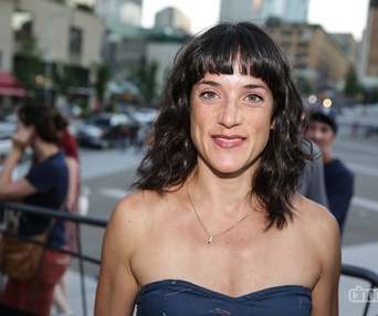 Sur le tapis rouge de Mommy