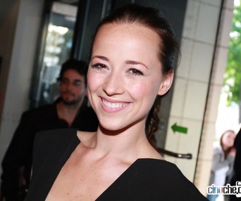 Sur le tapis rouge du film Les amours imaginaires