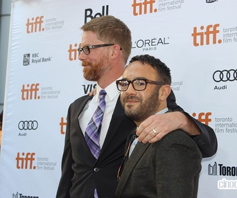 Sur le tapis rouge du film Kill Your Darlings
