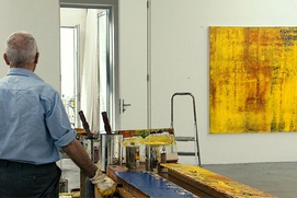 Une scène du film Gerhard Richter Painting