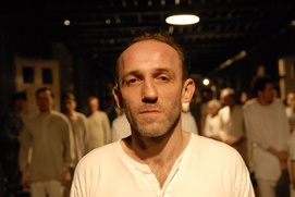 Scène du film The Counterfeiters