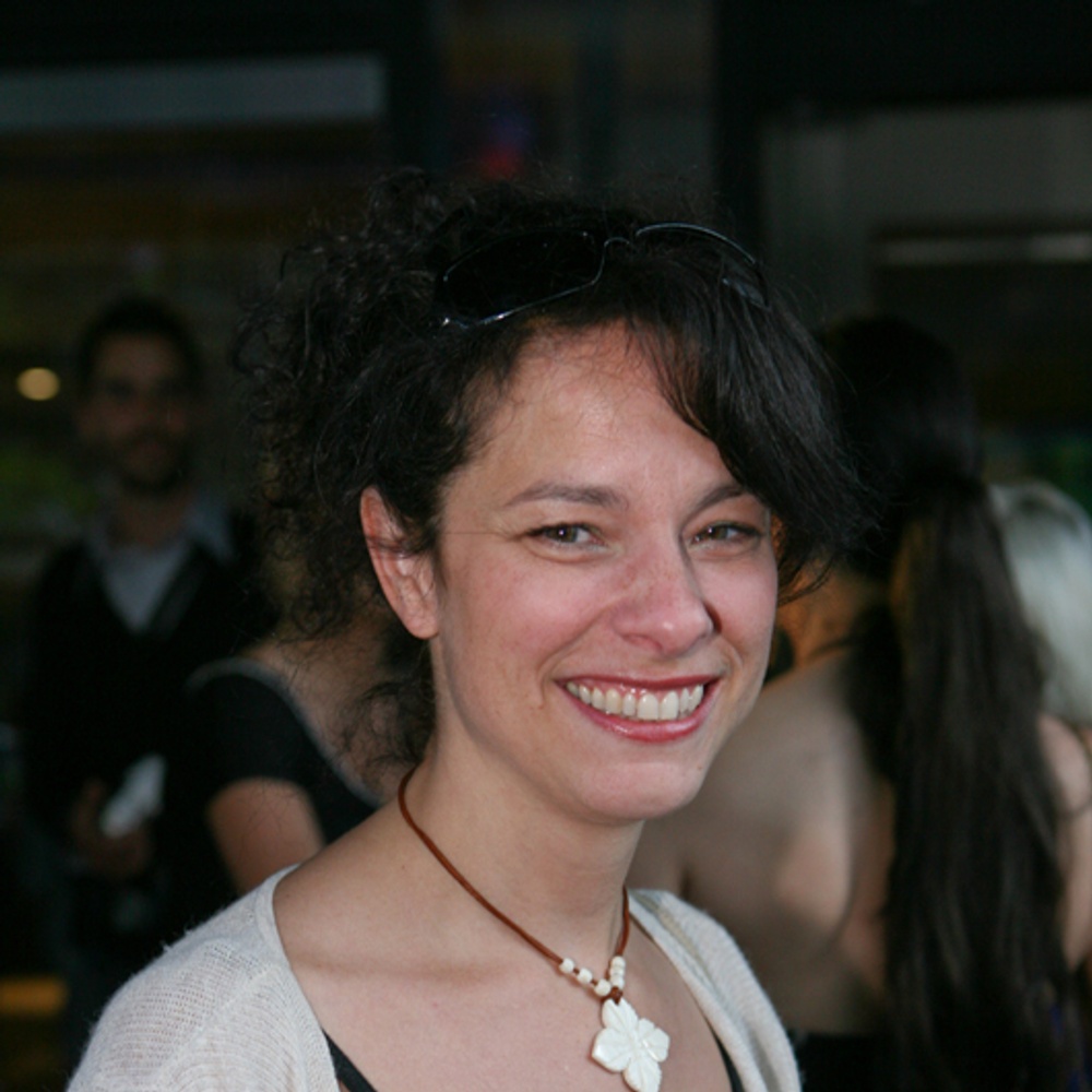 Isabelle Cyr sur le tapis rouge de Cruising Bar 2