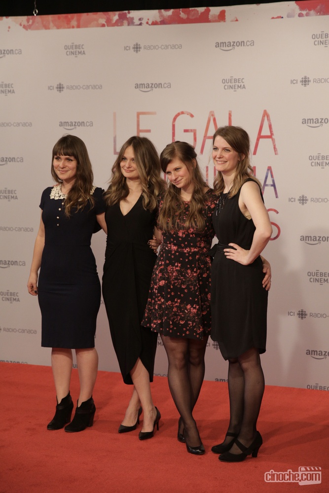 Sur le tapis rouge de Gala du cinéma Québécois