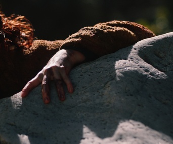 Une scène du film Dark Nature