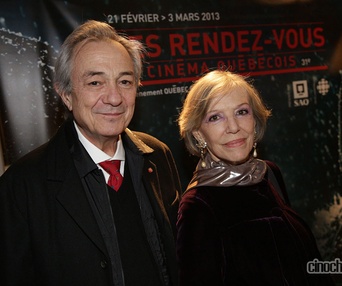 Sur le tapis rouge de Roche papier ciseaux