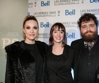 Sur le tapis rouge du film Les loups