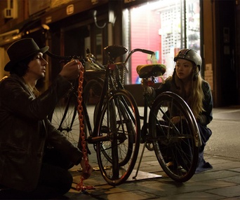 Une scène du film While We're Young