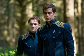 Une scène du film Star Trek Beyond Une scène du film Star Trek Beyond