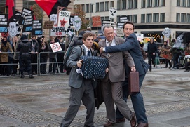 Une scène du film Unfinished Business Une scène du film Unfinished Business