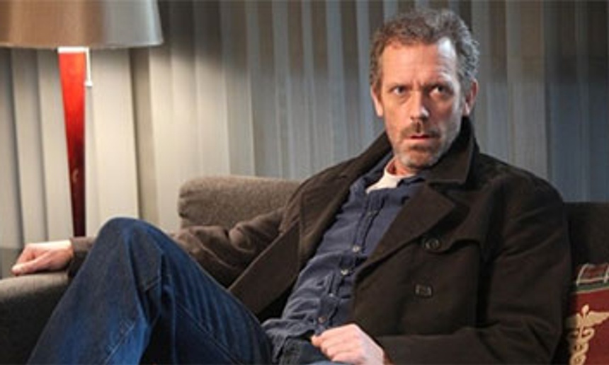 Hugh Laurie pourrait être le vilain de Robocop