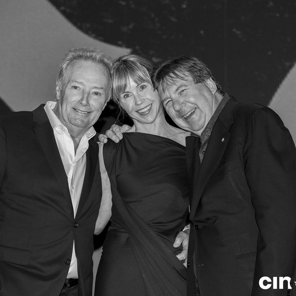 Sur le tapis rouge du film Il pleuvait des oiseaux