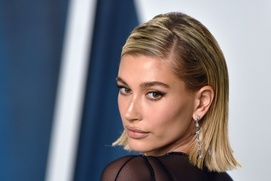 Sur le tapis rouge du party Vanity Fair des Oscars 2020