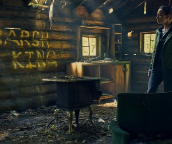 Une scène du film The Marsh King's Daughter