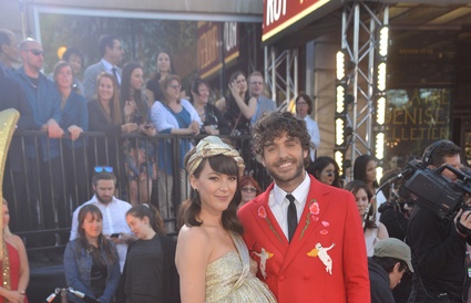 Artis 2018 : Vanessa Pilon et Julie Ringuette défilent enceintes et radieuses