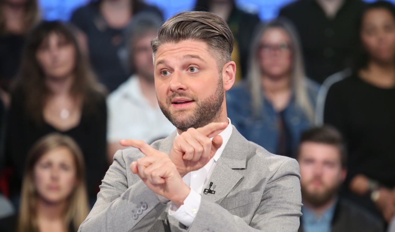 Radio-Canada s'excuse pour la diffusion des jurons de Pierre Lapointe à TLMEP