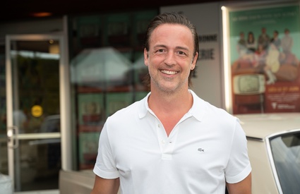 Image de l'article Vidéo : Étienne Drapeau, fébrile, assiste à l'ADISQ avec sa conjointe qui accouchera très bientôt