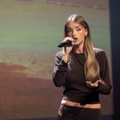 Alicia Moffet