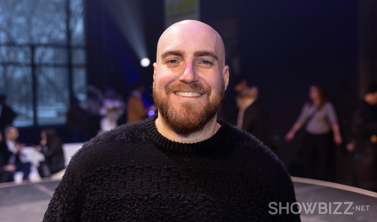 Image de l'article Phil Roy doit momentanément arrêter un spectacle en raison d'une altercation dans la foule