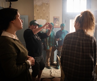Visite de plateau du film Hantée d'India Desjardins